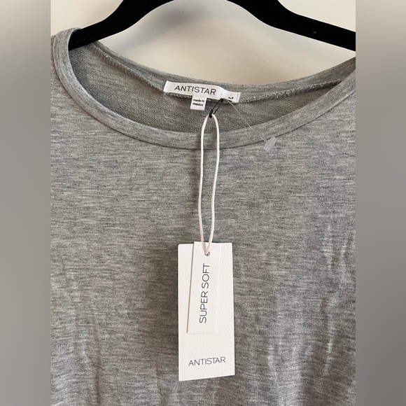 Mini scrunch antisar gray dress. (NWT) above knee length.size MEDIUM - Picture 2 of 6